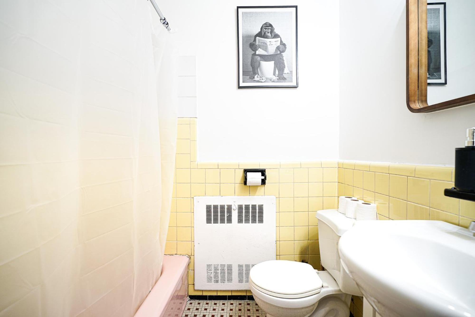 Moderne A Mcgill Parking Gratuit Apartamento